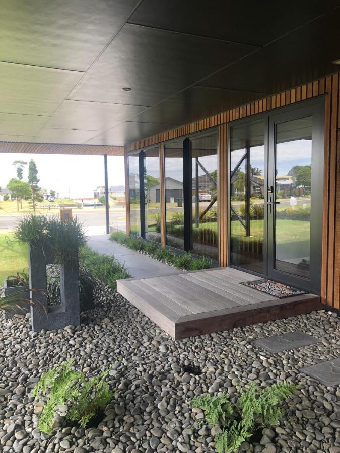 Bed and Breakfast Roy And Anns Haven One Tree Point Екстер'єр фото